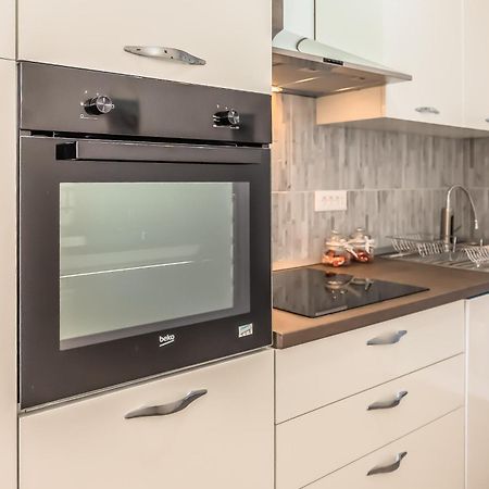 Adriatic Seaview Apartment 오미스 외부 사진
