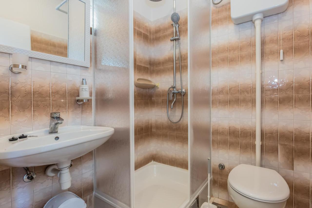 Adriatic Seaview Apartment 오미스 외부 사진